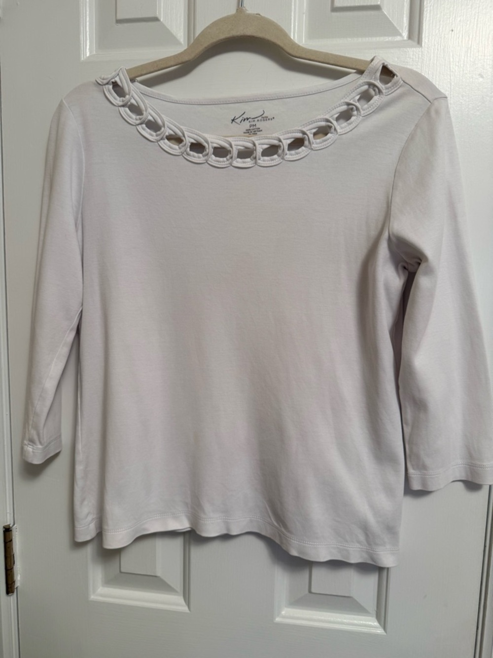 Simple White Boatneck Top with 3/4 Sleeves